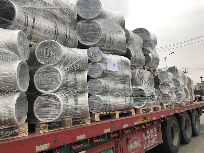 不銹鋼彎頭發車